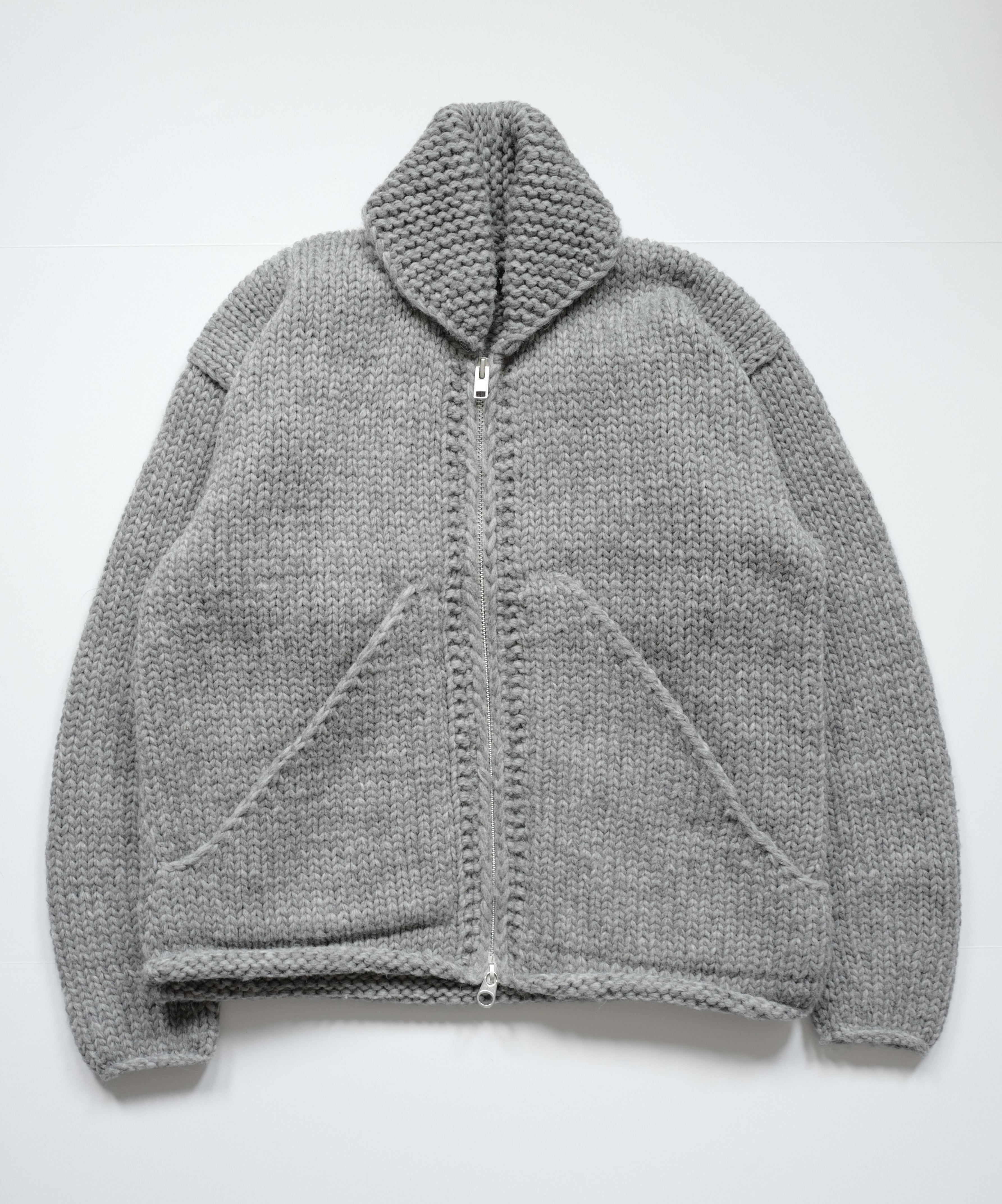 Geo Sweater FAIZ T.S.