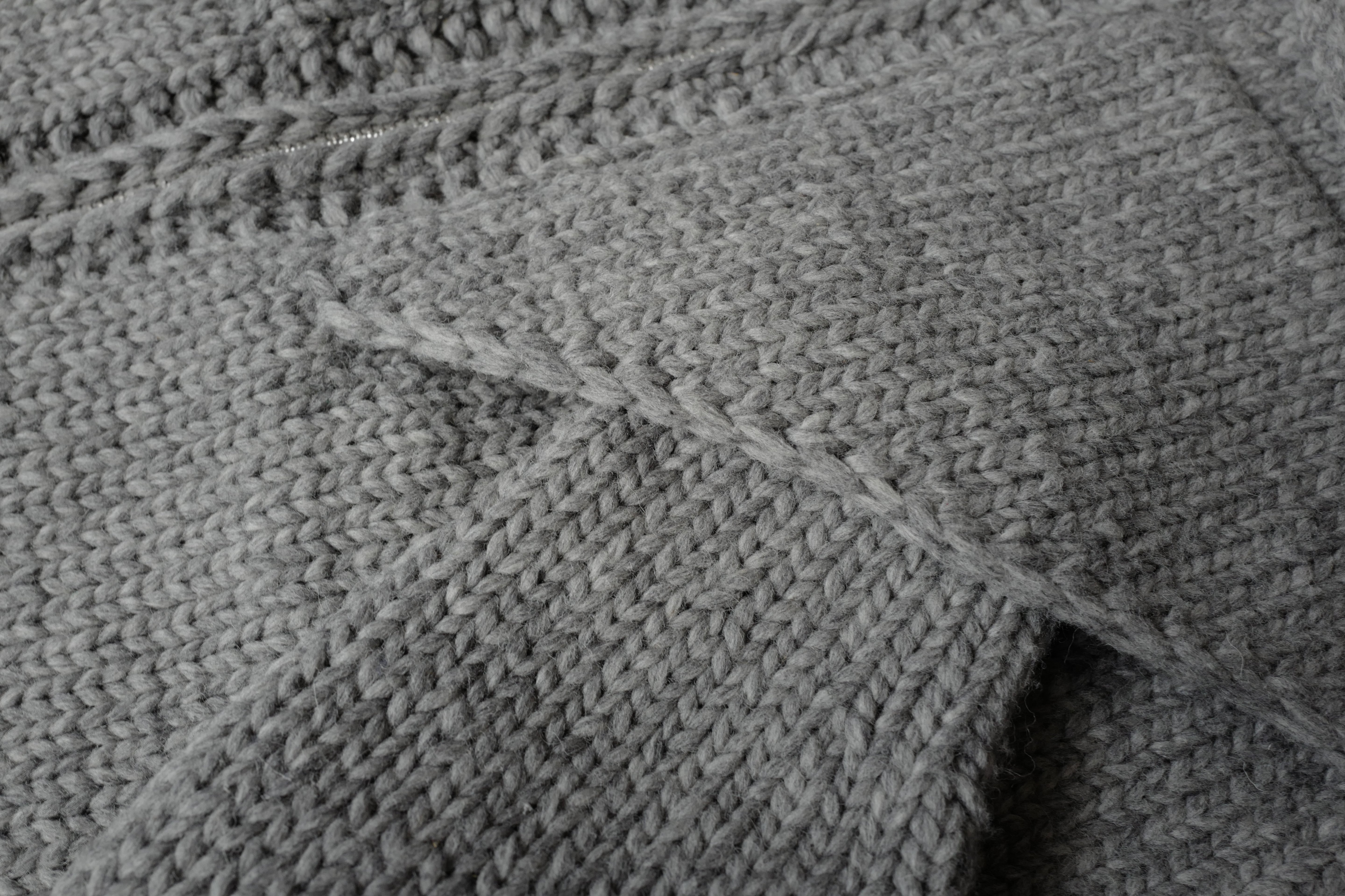 Geo Sweater FAIZ T.S.